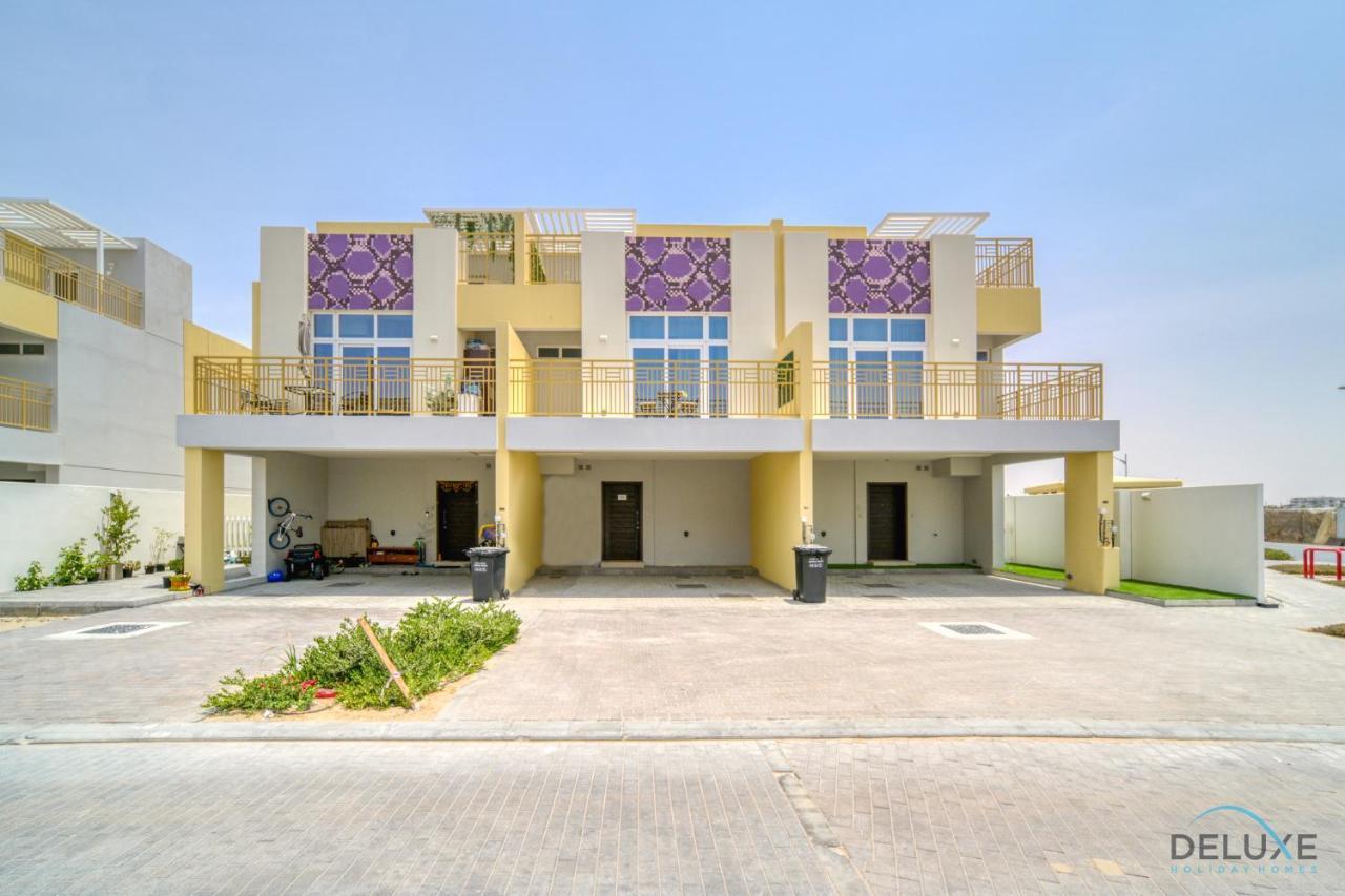 Magnificent 3br Townhouse At Damac Hills 2, Dubailand By Deluxe Homes Dubai